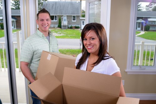 Removal van moving service in Hammersmith