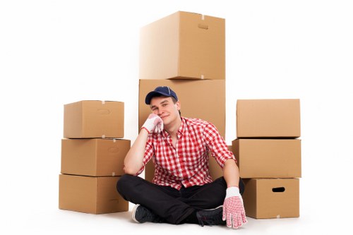 West London moving truck for office and home transport services